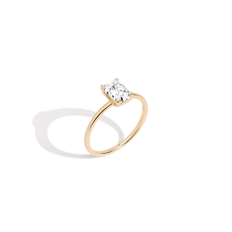 Men's Sapphire Engagement Rings in 18K White Gold with Pave Diamond AccentsEmerald-Cut Solitaire Diamond Ring Men's Sapphire Engagement Rings in 18K White Gold with Pave Diamond AccentsEmerald-Cut Solitaire Diamond Ring