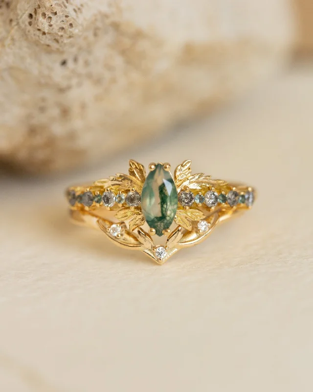 Men's Turquoise Engagement Rings in 925 Silver with a Southwestern - Inspired BandMarquise moss agate bridal ring set with salt&pepper diamonds and teal sapphires / Verbena