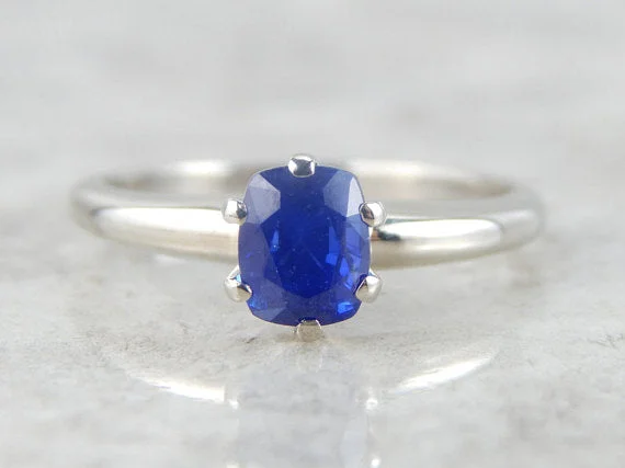 Turquoise Gemstone Rings in 925 Silver with a Southwestern - Inspired Design for a Rustic CharmAmazing White Gold and Bright Blue Sapphire Ring Turquoise Gemstone Rings in 925 Silver with a Southwestern - Inspired Design for a Rustic CharmAmazing White Gold and Bright Blue Sapphire Ring