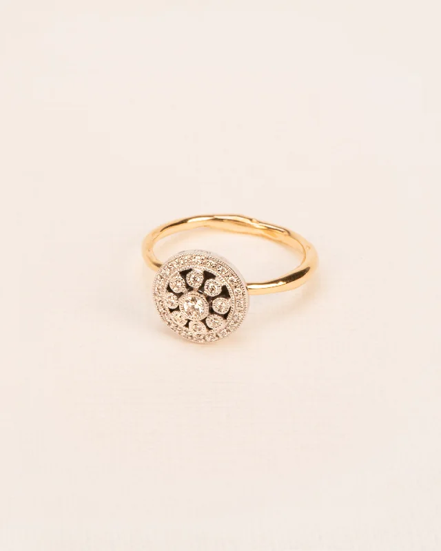 Men's Citrine Engagement Rings in Stainless Steel with a Stackable Band DesignRosas ring in 18 ct. gold