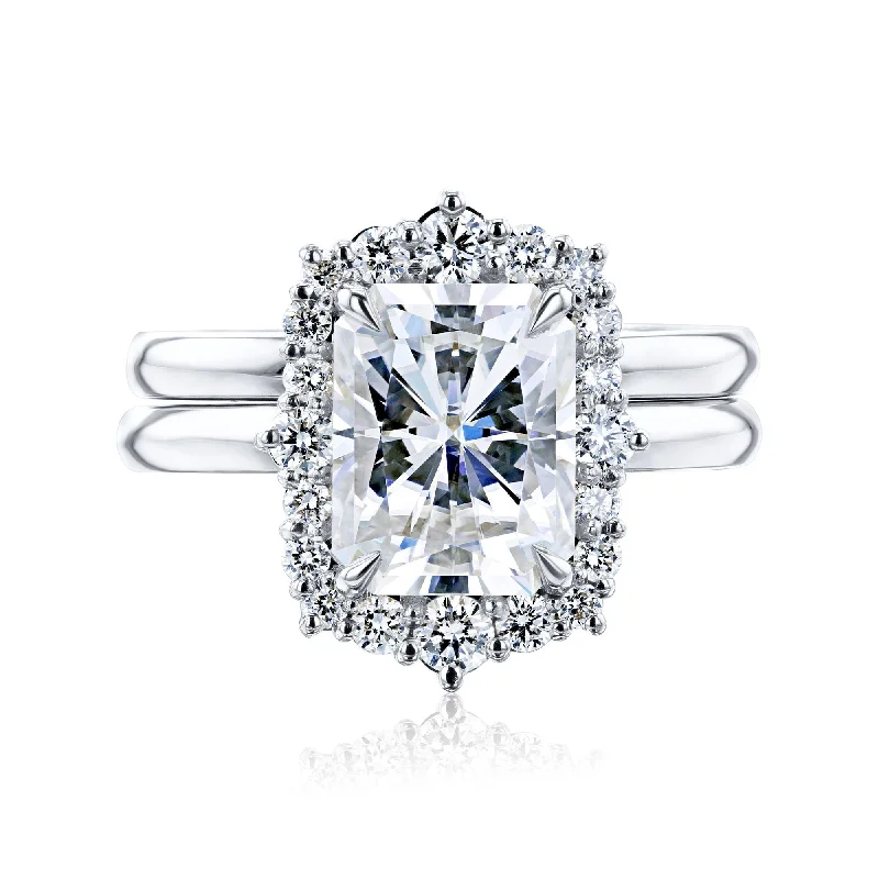 Adjustable Engagement Rings with a Flexible Band and a Princess - Cut Center DiamondAnnello by Kobelli 14k Gold Forever One Raina Bridal Set (DEF/VS, DEF/VS)