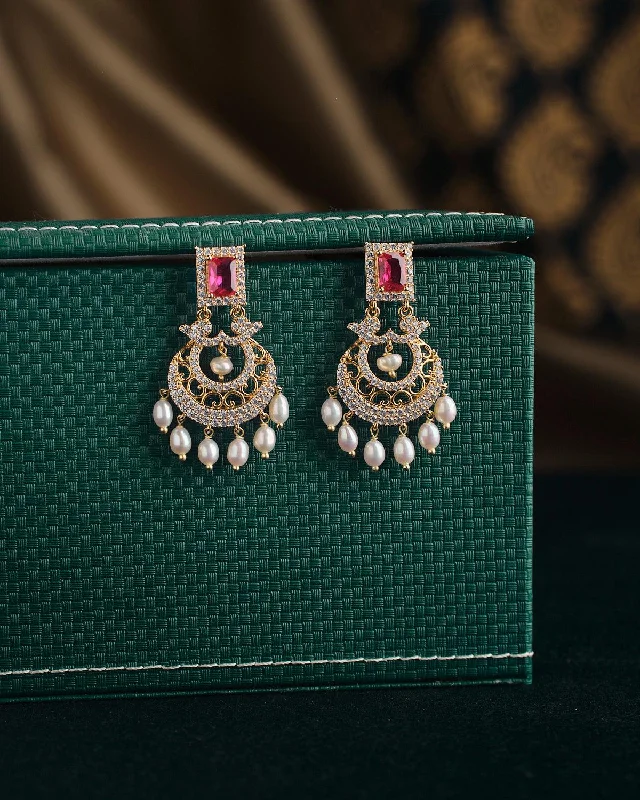 Lightweight drop earrings for all - day comfortSparkling Wreath  Pearl Earrings